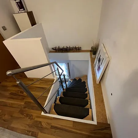 Appartement Gemuetliche Mit Veranda Und Garten Naehe Nuernberg Schwanstetten