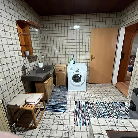 Gemuetliche Mit Veranda Und Garten Naehe Nuernberg Apartament