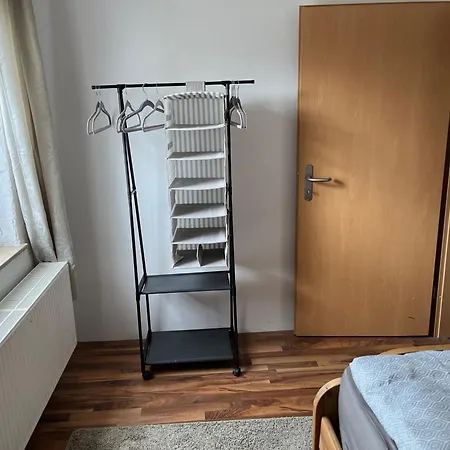 Gemuetliche Mit Veranda Und Garten Naehe Nuernberg Apartament *